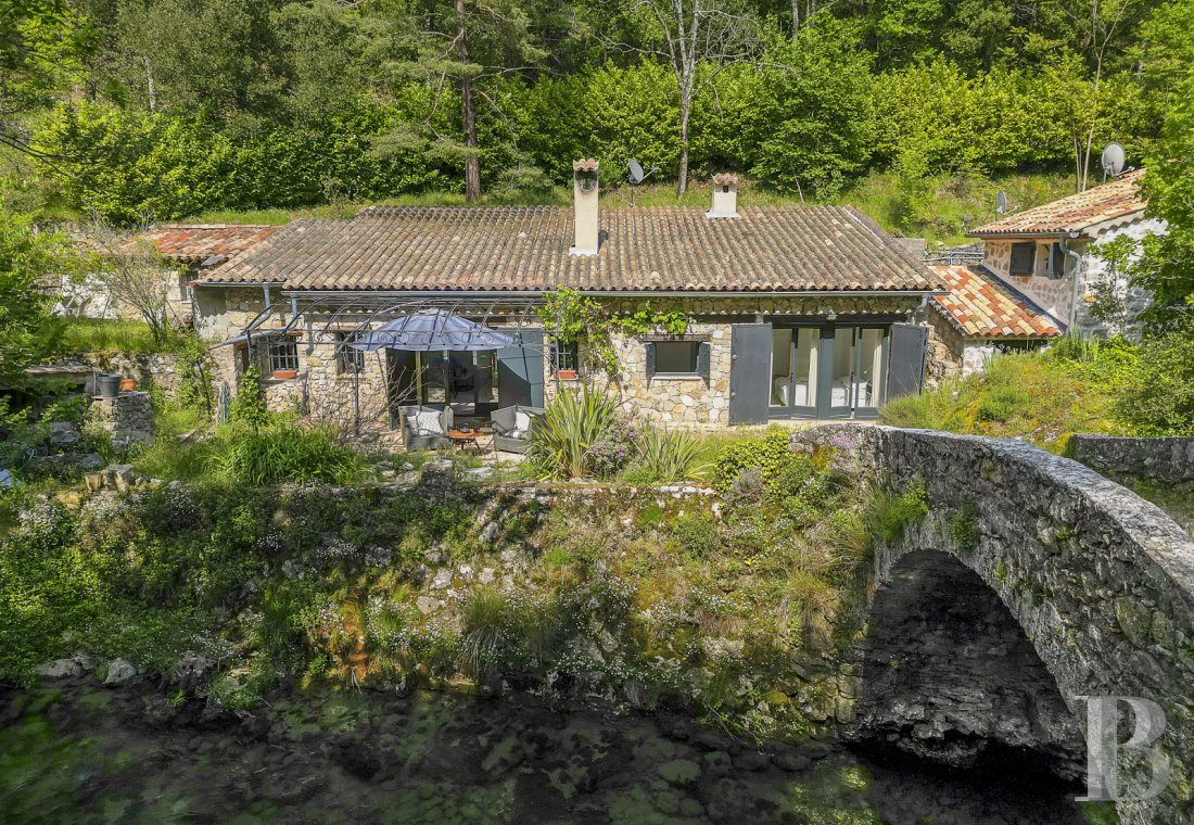 Dans les Alpes-Maritimes, au nord-ouest de Grasse, un ancien moulin à eau du 19e siècle en pleine nature - photo  n°28
